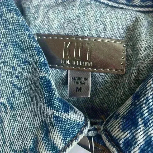 KUT from the Kloth Dolly Rhinestone Crop Denim Jacket in Fanciful Sz Medium NWT - Picture 5 of 11